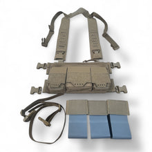 Load image into Gallery viewer, Three Mag Flapped Chest Rig
